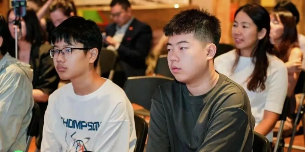 7f907331 625b 4c0b 995d 264c49c466f4