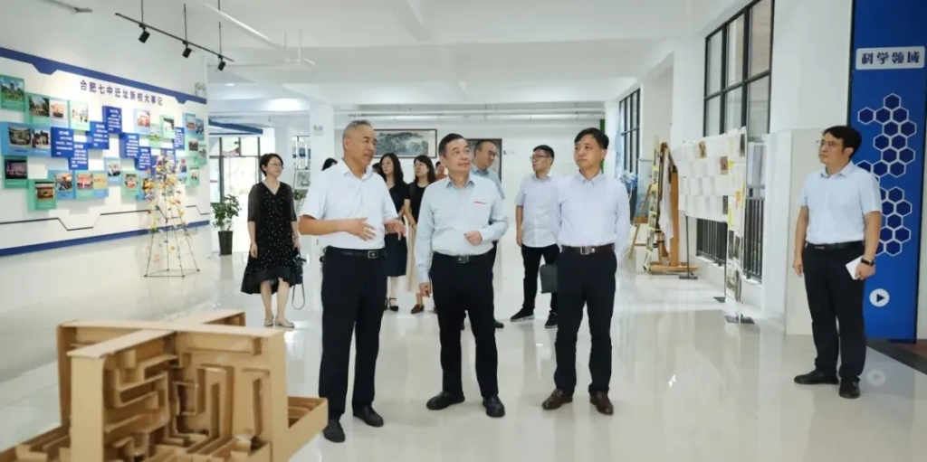 a87e2785 ea47 49f5 9d69 a37a66b23562